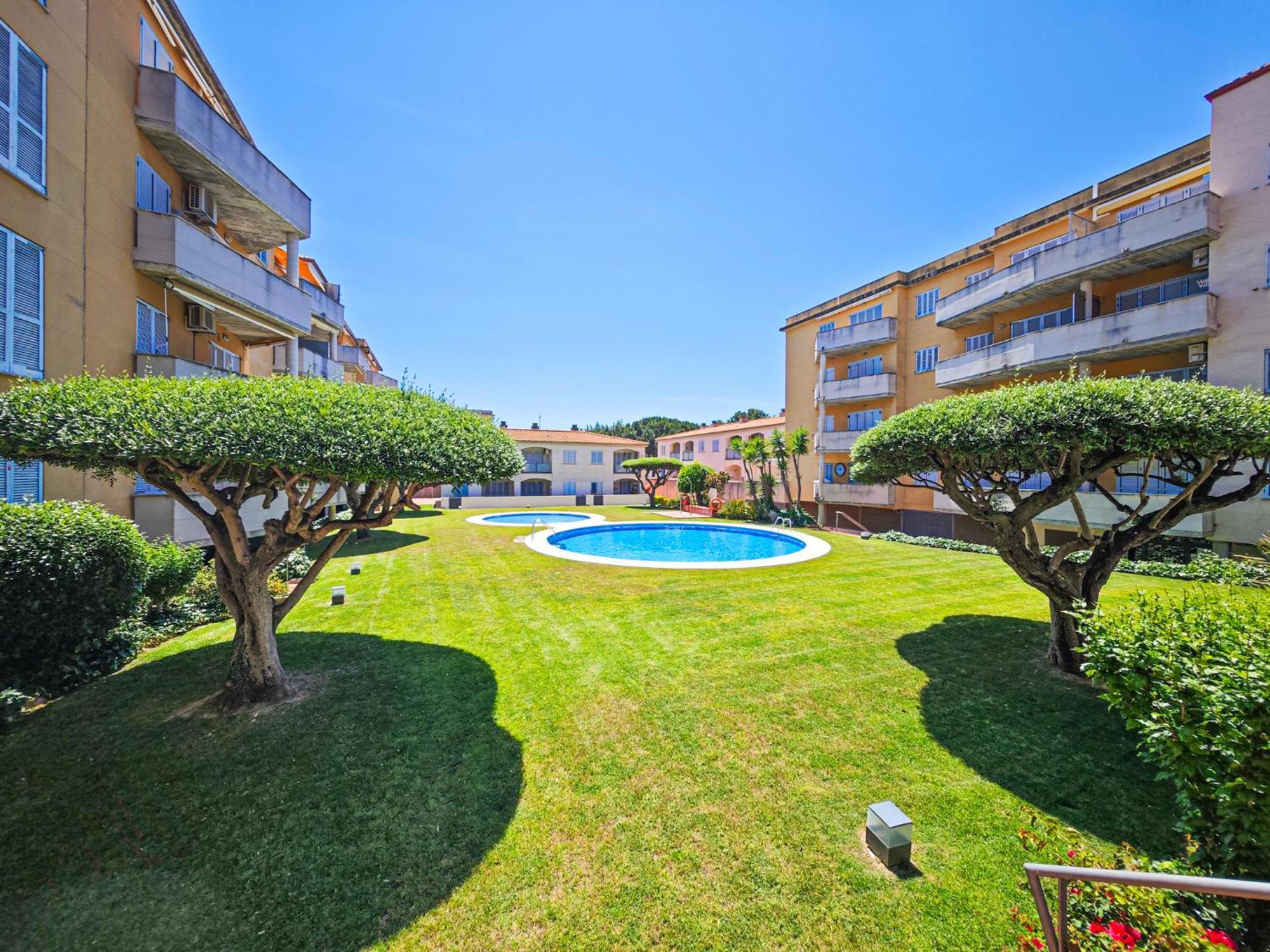 Апартаменти Del Sol Litoral - Only Families Камбрілс Екстер'єр фото